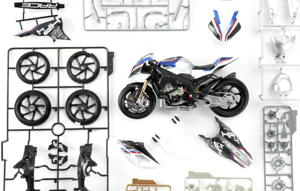 1/9 BMW HP4 RACE (Pre-colored Edition)